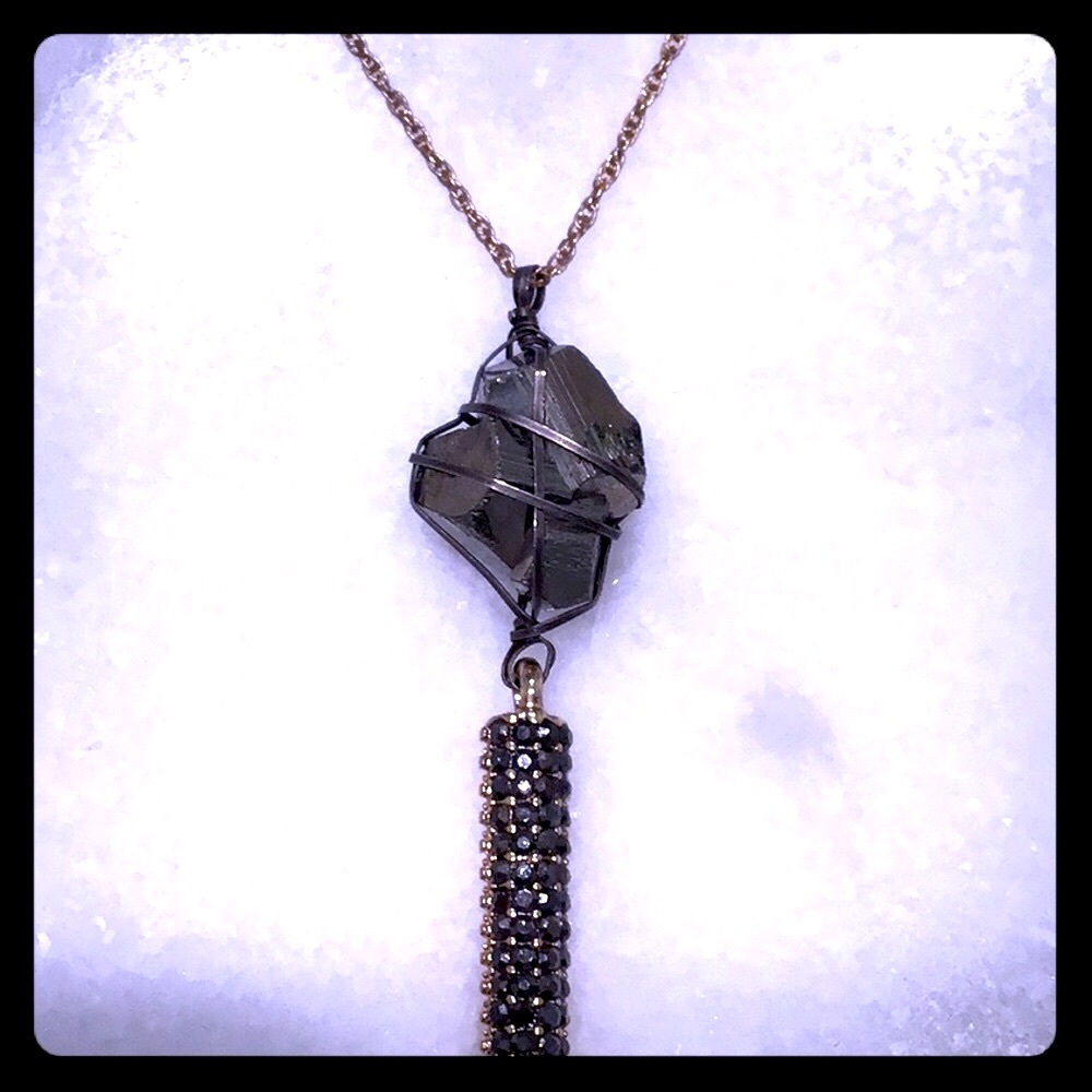 Nakamol 🌸 Stunning Metallic Necklace